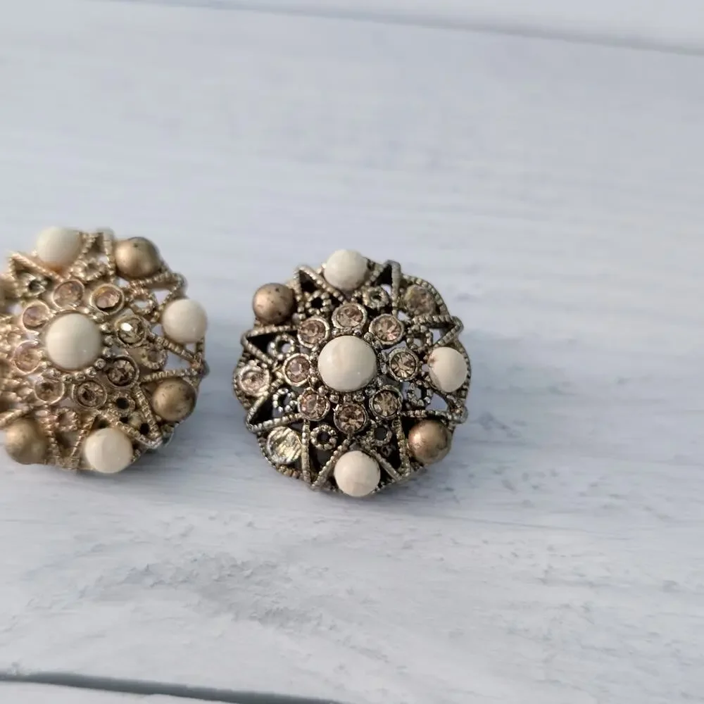 Vintage Clip On Earrings 7/8